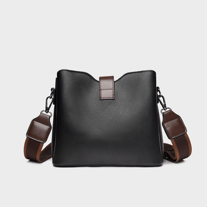 AUREMI™ 本革バケットショルダーバッグ（3室収納）