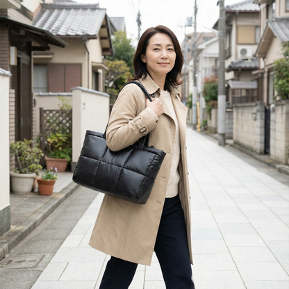 AUREMI™ 軽量キルトトートバッグ（大容量・撥水加工）