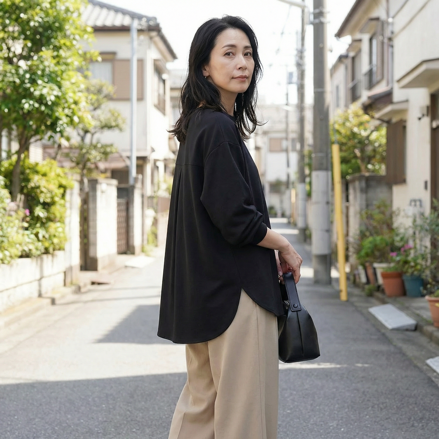 AUREMI™ ボディラインをカバー ルーズシルエット トップス